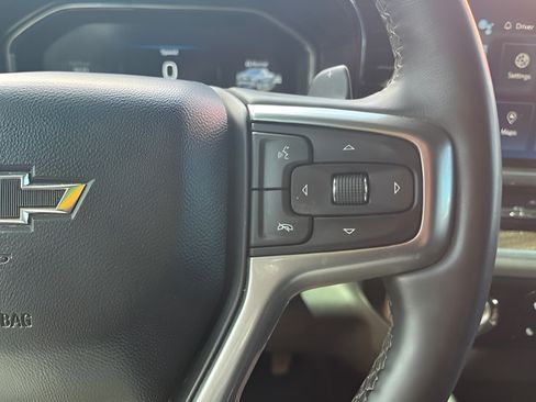 Used 2023 Chevrolet Silverado 1500 RST AWD/4WD image 19