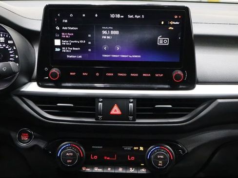 Used 2023 Kia Forte GT-Line image 29