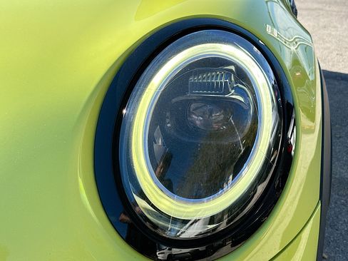 Certified 2023 MINI Cooper S image 30