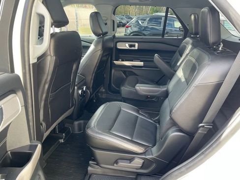 Used 2023 Ford Explorer Limited w/ Class IV Trailer Tow Package image 20