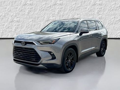 Used 2025 Toyota Grand Highlander AWD Hybrid image 7