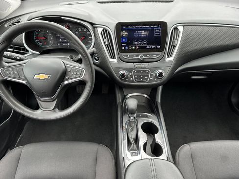 Used 2023 Chevrolet Malibu LT FWD image 14