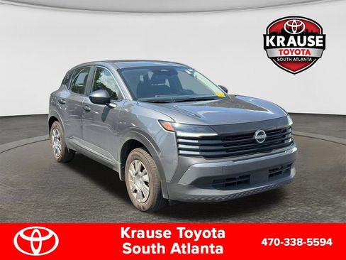Used 2025 Nissan Kicks S AWD/4WD image 1