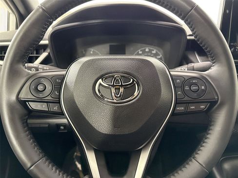 Certified 2024 Toyota Corolla SE w/ Convenience Package image 16