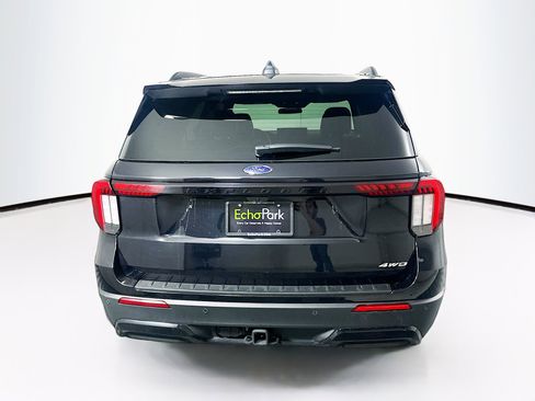 Used 2025 Ford Explorer ST-Line image 7