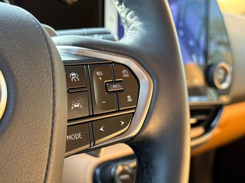 Used 2025 Lexus NX 250 FWD image 28