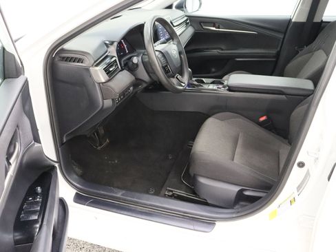 Certified 2025 Toyota Camry LE FWD image 14