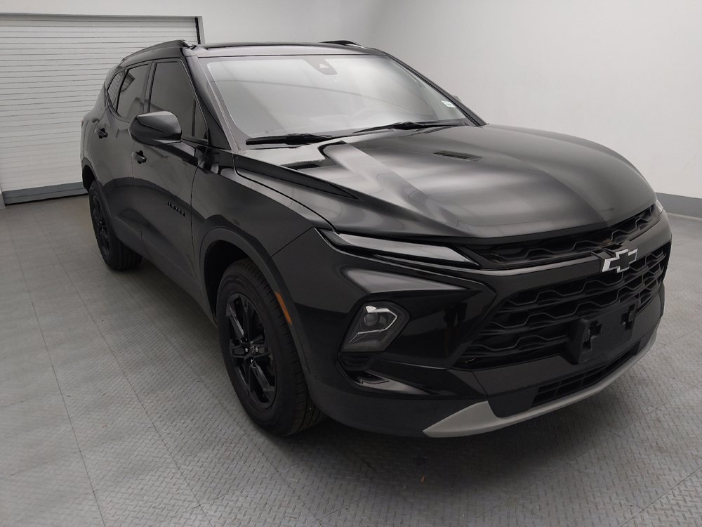 Used 2025 Chevrolet Blazer LT w/ Convenience Package FWD image 14