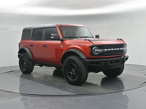 Used 2023 Ford Bronco Wildtrak AWD/4WD image 59