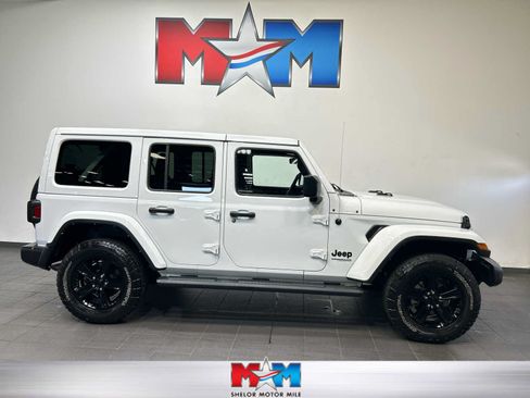 Used 2021 Jeep Wrangler Unlimited Sahara AWD/4WD image 1