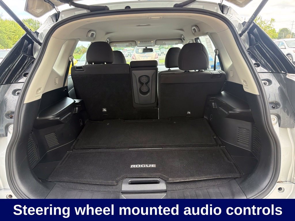 Used 2016 Nissan Rogue S AWD/4WD image 6
