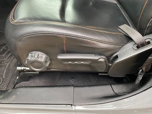 Used 2021 Jeep Gladiator Mojave image 23