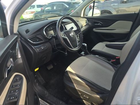 Used 2018 Buick Encore Preferred w/ Experience Buick Package image 12