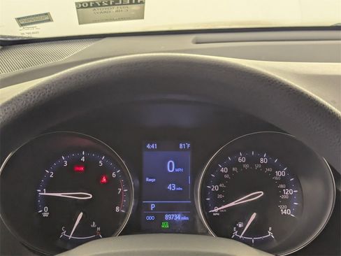 Used 2021 Toyota C-HR LE image 18