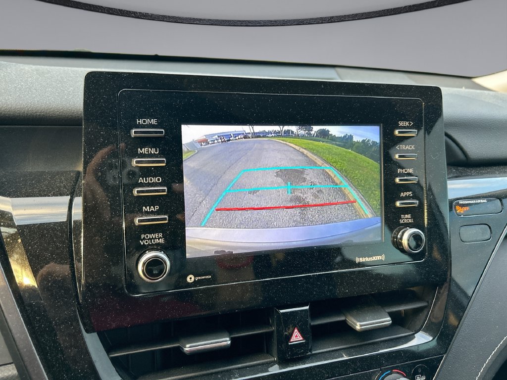Used 2024 Toyota Camry SE FWD image 23