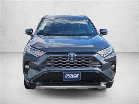 Used 2021 Toyota RAV4 XSE AWD/4WD image 10