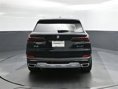 New 2026 BMW X5 sDrive40i w/ Premium Package image 8