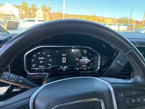 Used 2022 GMC Sierra 1500 SLT w/ X31 Off-Road Package image 27