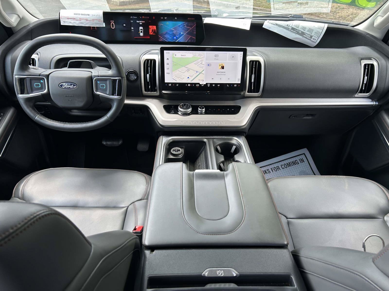 Used 2025 Ford Expedition Active RWD image 18