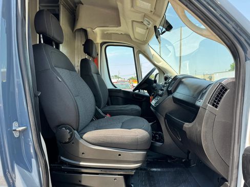 Used 2018 RAM ProMaster 2500 FWD image 26
