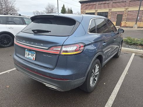 Used 2019 Lincoln Nautilus Select image 5