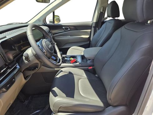 New 2026 Kia Carnival image 18