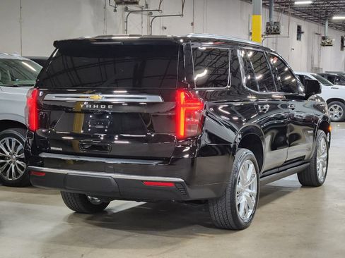 Used 2024 Chevrolet Tahoe High Country w/ Premium Package AWD/4WD image 8