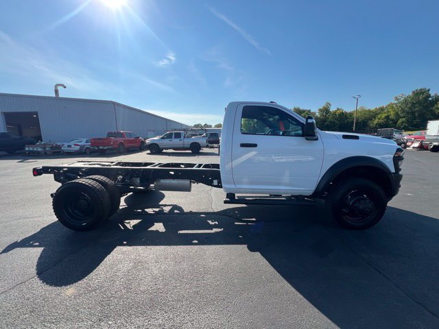 Used 2025 RAM 5500 Tradesman AWD/4WD image 2