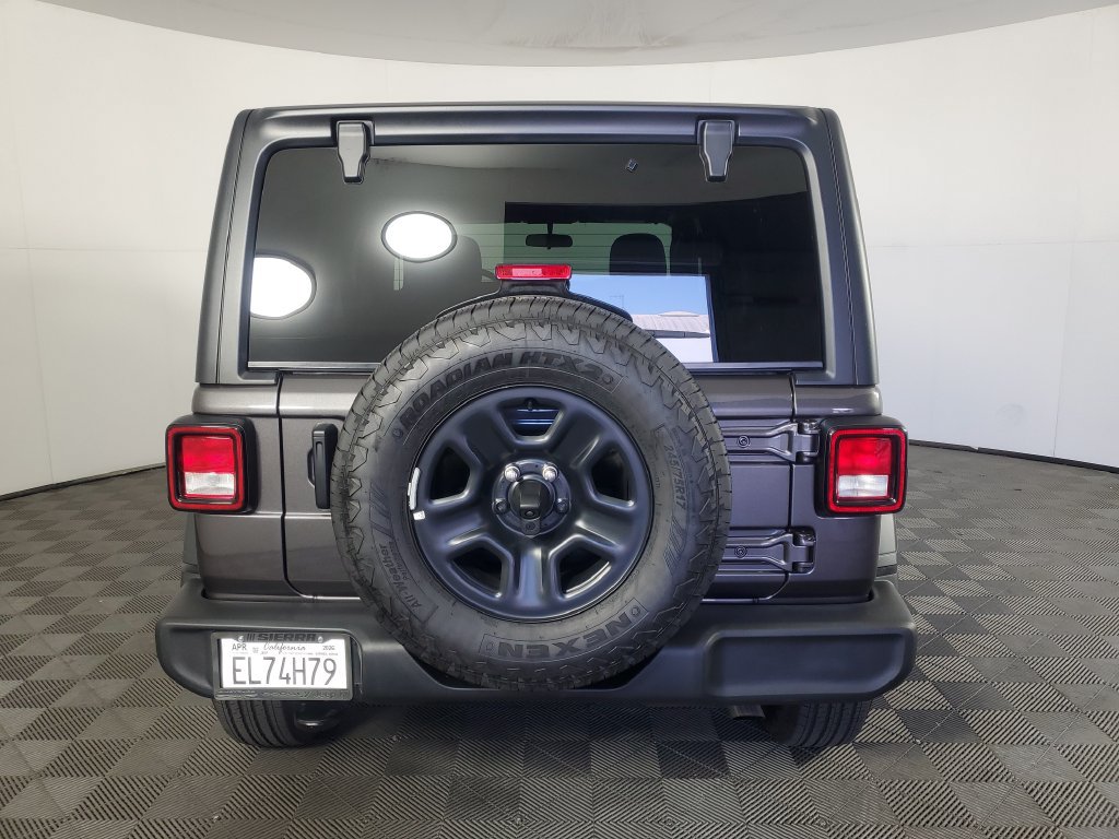 Used 2026 Jeep Wrangler Unlimited Sport AWD/4WD image 5