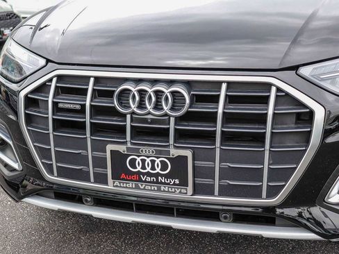Used 2023 Audi Q5 2.0T Premium Plus w/ Premium Plus Package AWD/4WD image 8