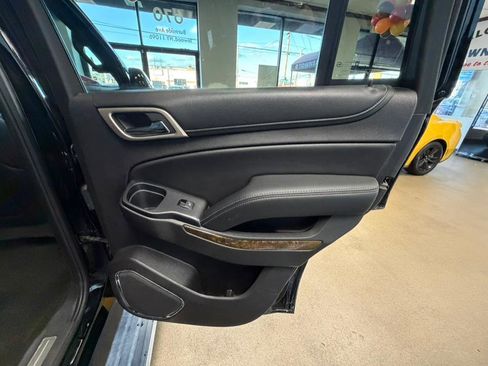 Used 2016 GMC Yukon Denali image 39