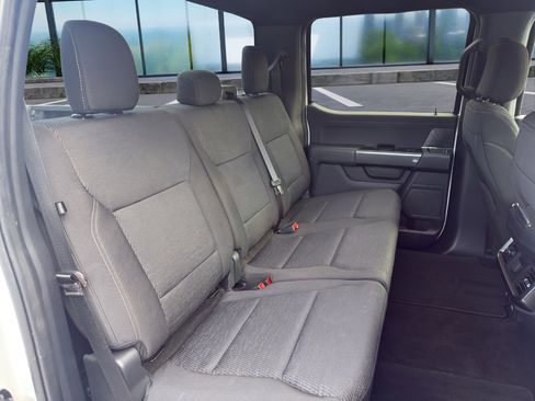 Used 2022 Ford F150 XLT w/ Equipment Group 302A High image 13