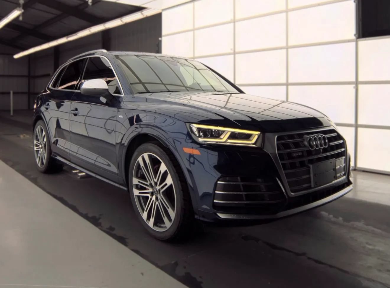 Used 2018 Audi SQ5 Prestige AWD/4WD image 5