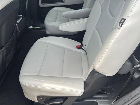 Used 2024 Kia Telluride S AWD/4WD image 24