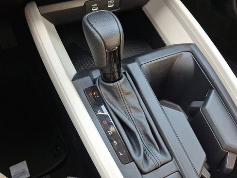 Used 2025 Honda Accord SE image 16