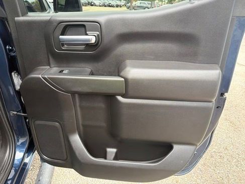Used 2023 Chevrolet Silverado 1500 Custom w/ LPO, Dark Essentials Package AWD/4WD image 17