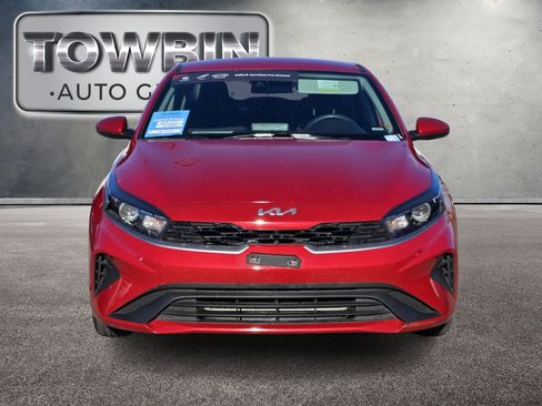Certified 2024 Kia Forte LXS image 9