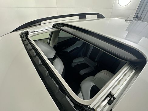 Used 2023 Subaru Crosstrek 2.5i Limited w/ Moonroof Package image 25