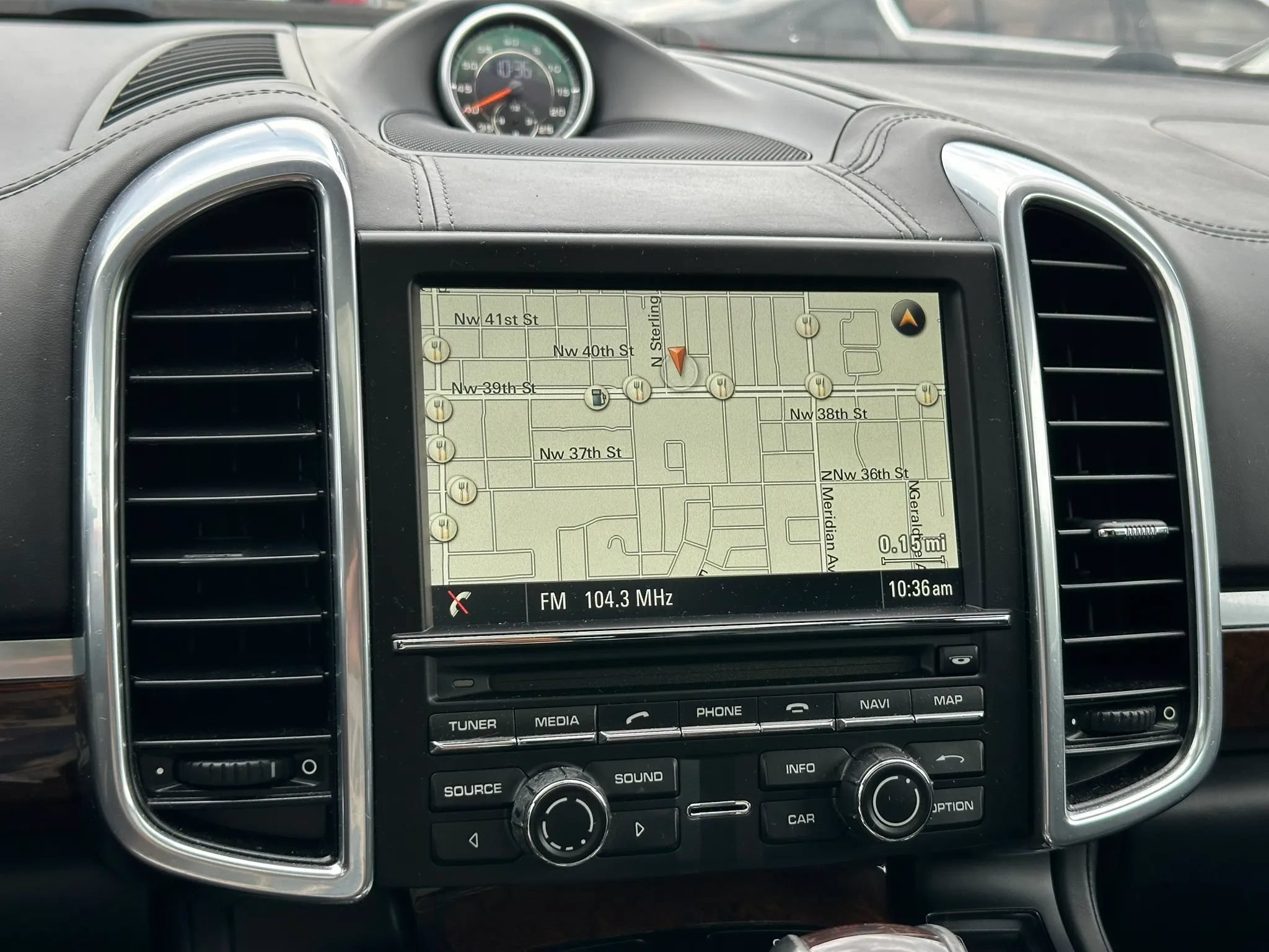 Used 2014 Porsche Cayenne Turbo S AWD/4WD image 42