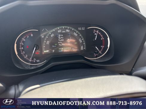 Used 2023 Toyota RAV4 XLE w/ Convenience Package FWD image 8