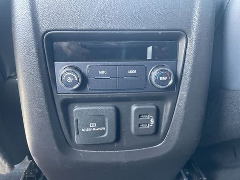 Used 2022 Buick Enclave Premium image 20