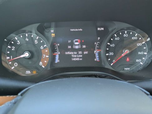 Used 2025 Jeep Compass Limited AWD/4WD image 34