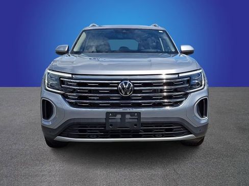Used 2025 Volkswagen Atlas SEL AWD/4WD image 2
