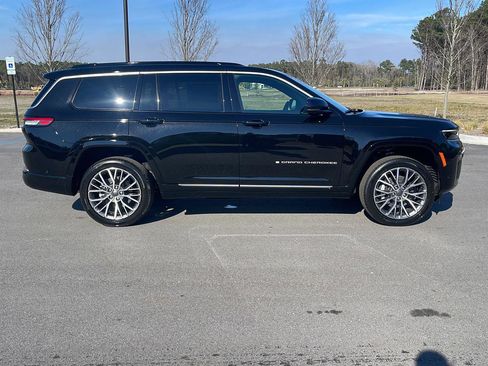 New 2026 Jeep Grand Cherokee L Summit w/ Advanced Protech Group IV AWD/4WD image 8
