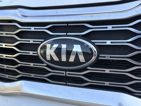 Used 2020 Kia Telluride EX w/ Towing Package image 9