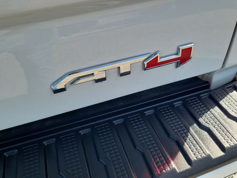 Used 2025 GMC Sierra 1500 AT4 AWD/4WD image 28