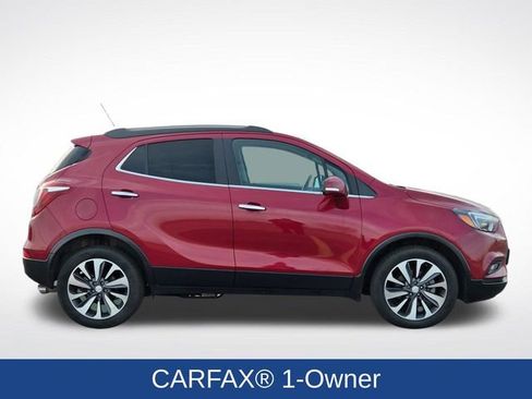 Used 2019 Buick Encore Essence AWD/4WD image 2