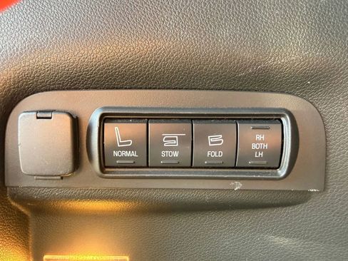 Used 2018 Ford Explorer Sport AWD/4WD image 35