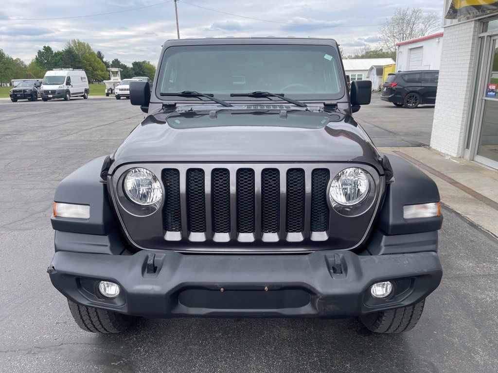 Used 2018 Jeep Wrangler Unlimited Sport AWD/4WD image 9