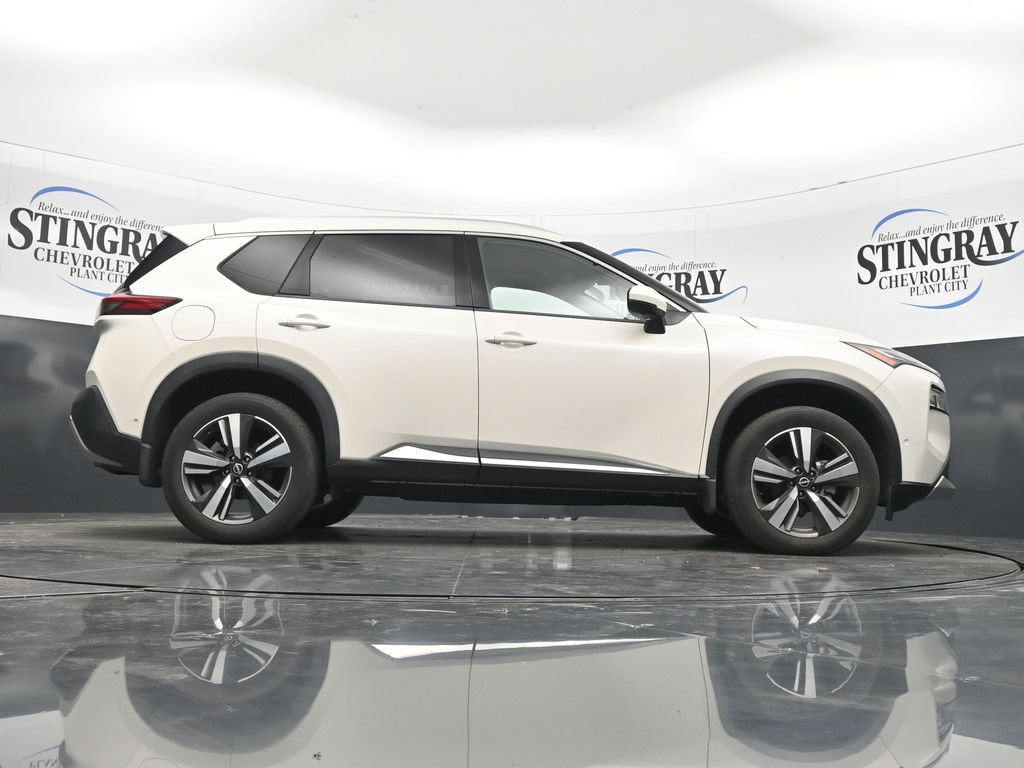 Used 2022 Nissan Rogue Platinum w/ Head-Up Display Package AWD/4WD image 33